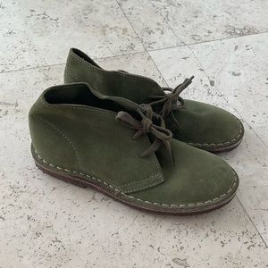 Crewcuts kids suede MacAlister boots green